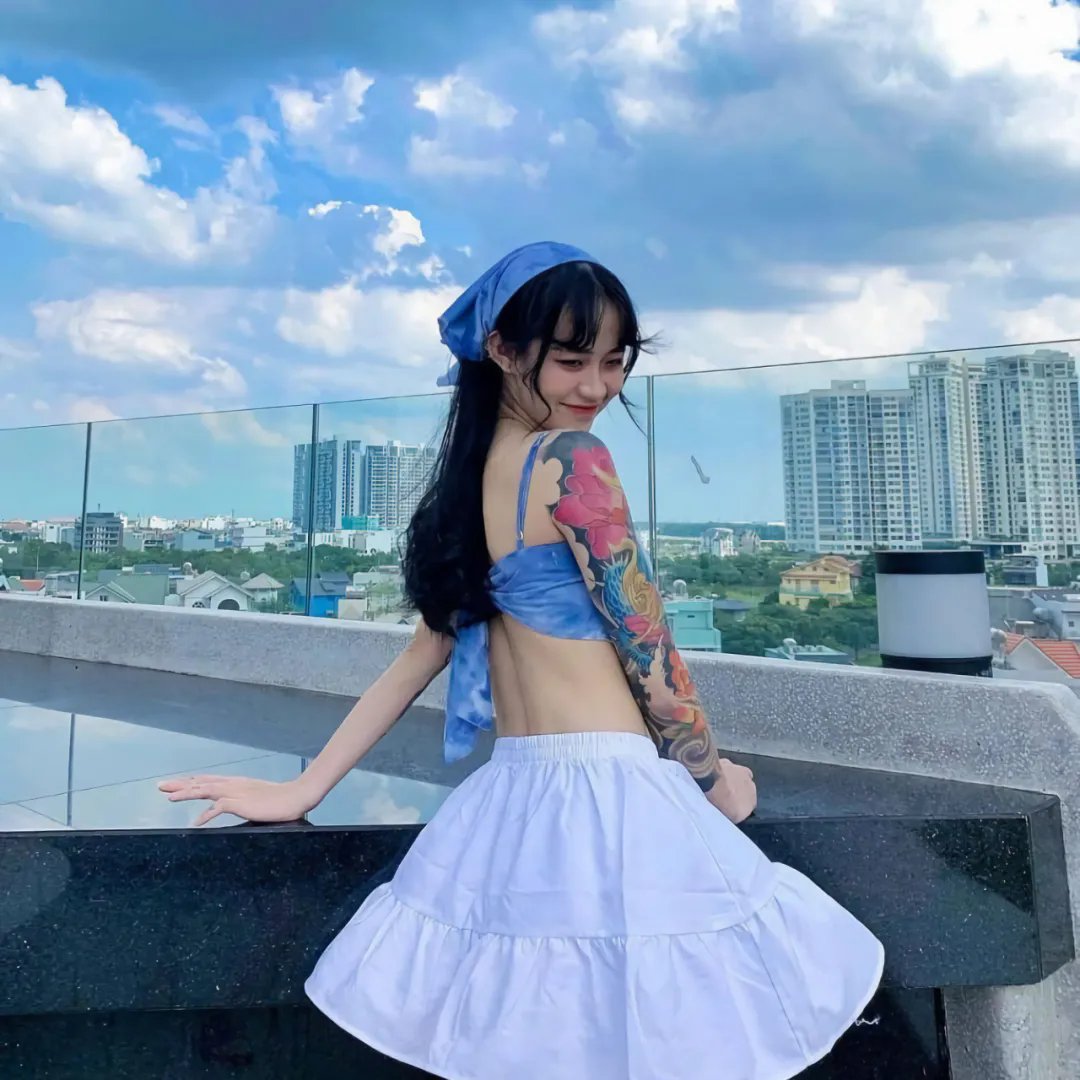 落花流水春去也