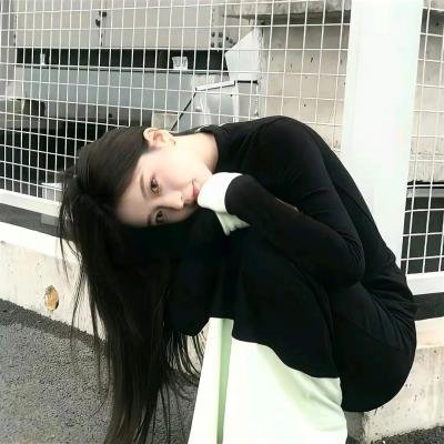 悲情红与黑
